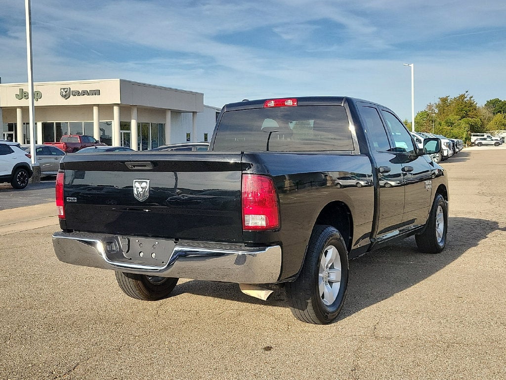 2024 RAM 1500 Classic SLT