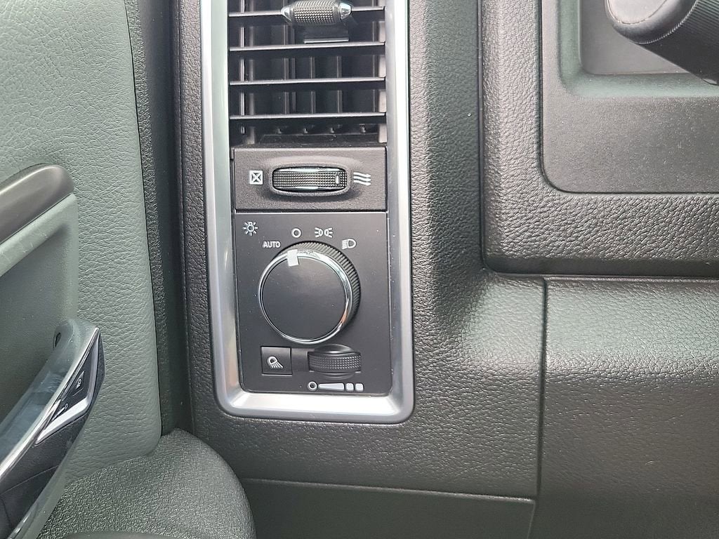 2024 RAM 1500 Classic SLT
