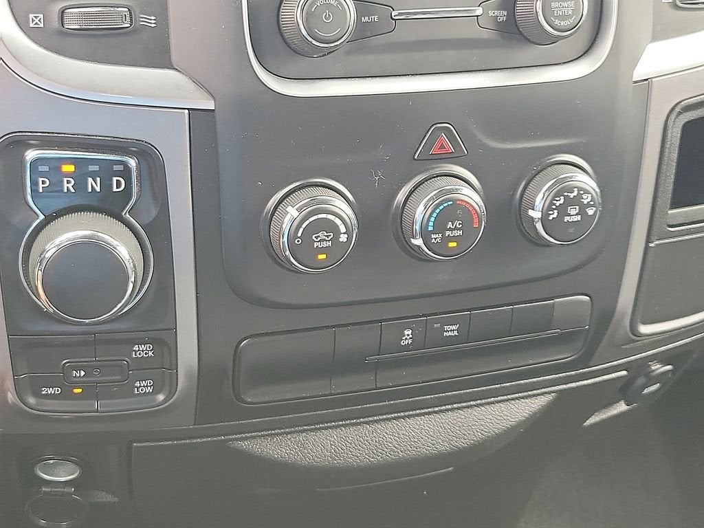 2024 RAM 1500 Classic SLT
