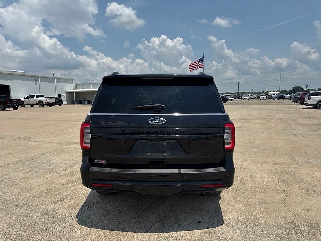 2024 Ford EXPEDITION Base