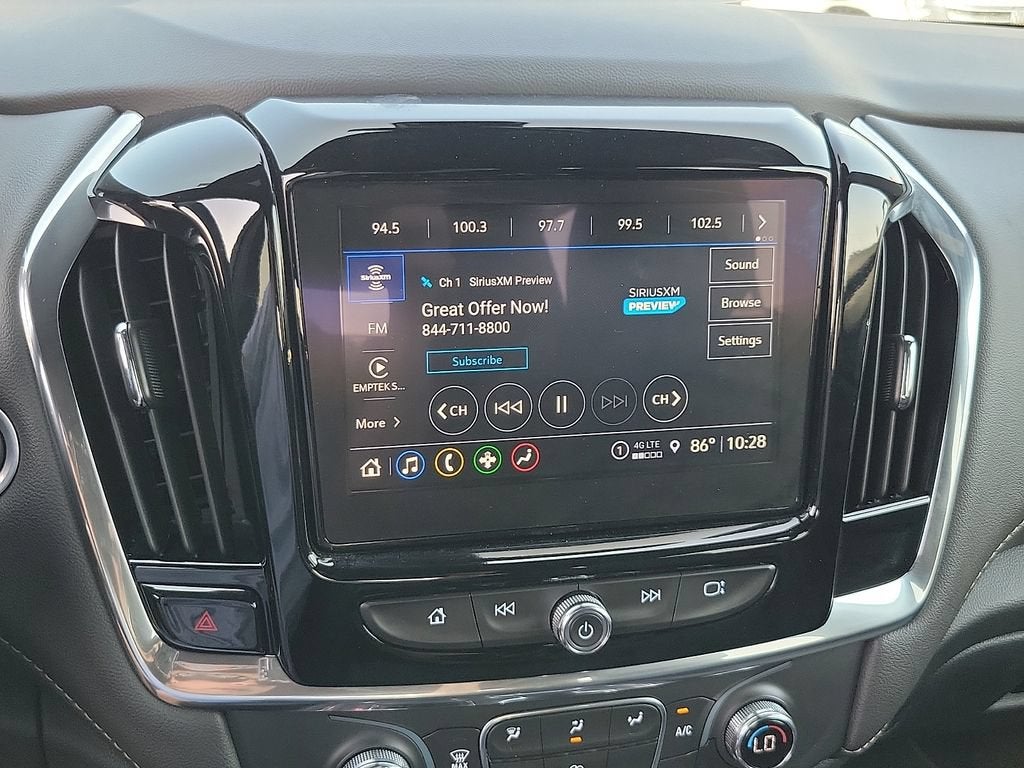 2023 Chevrolet Traverse LT Leather