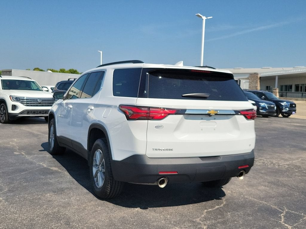 2023 Chevrolet Traverse LT Leather