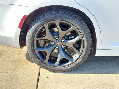 2023 Chrysler 300 Touring