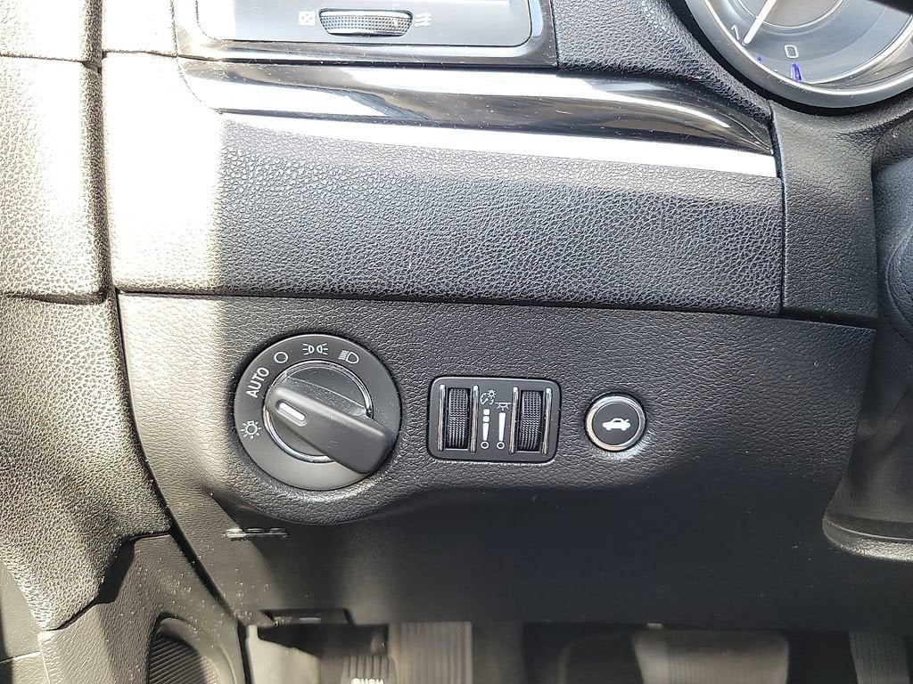 2023 Chrysler 300 Touring