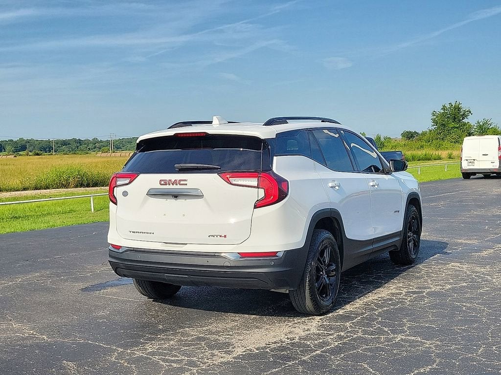 2022 GMC Terrain AT4