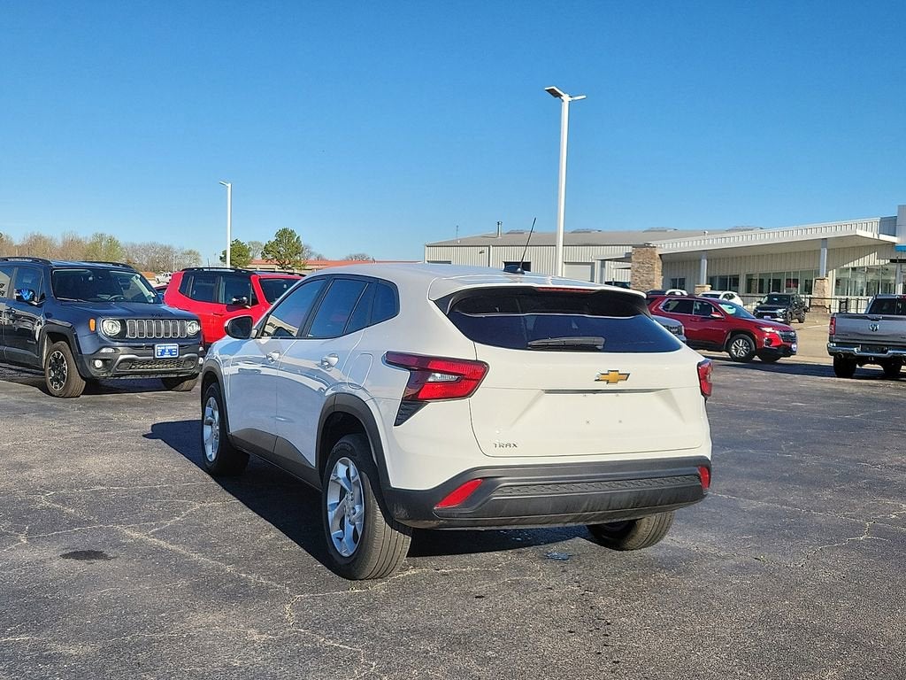 2024 Chevrolet Trax LS
