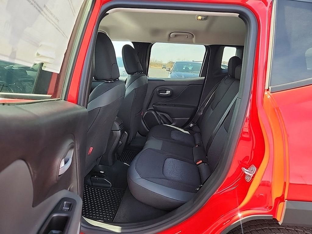 2023 Jeep Renegade Trailhawk