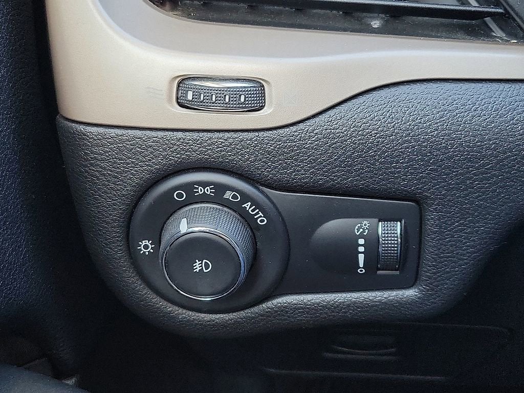 2018 Jeep Cherokee Latitude