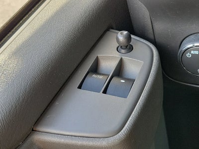 2025 Chevrolet Express Passenger 1LT