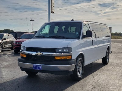 2025 Chevrolet Express Passenger 1LT
