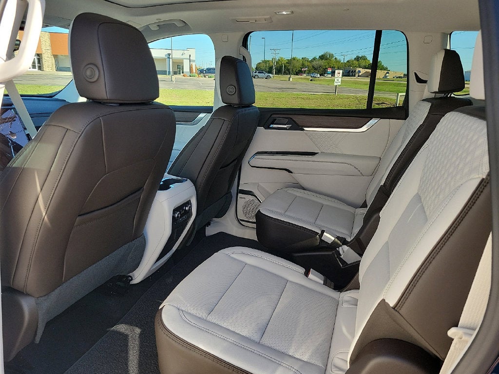 2027 GMC Acadia Denali
