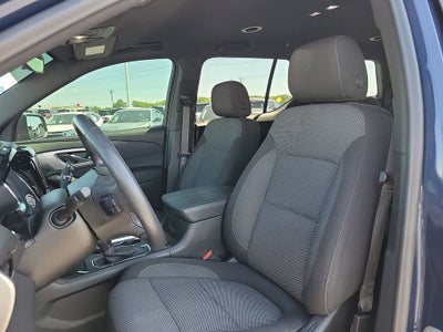 2022 Chevrolet Traverse LT Cloth