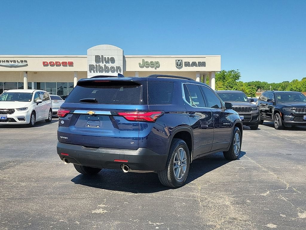 2022 Chevrolet Traverse LT Cloth
