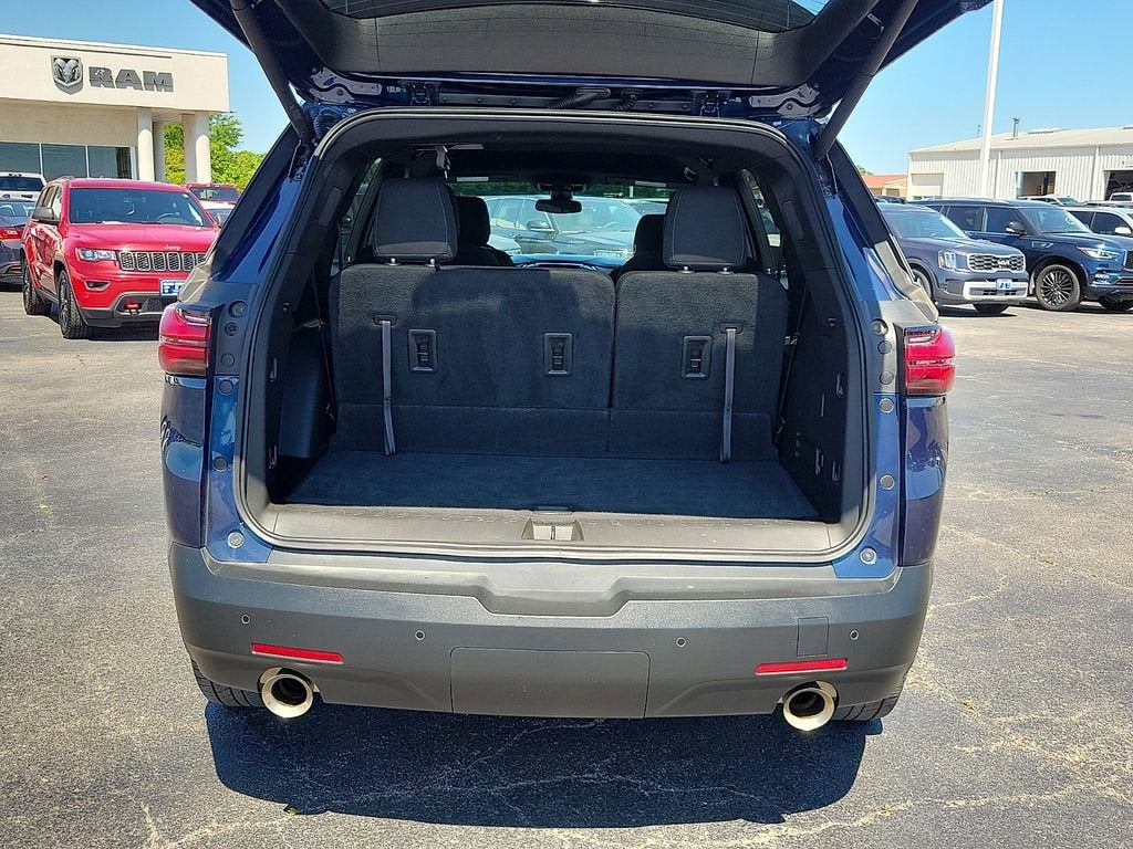 2022 Chevrolet Traverse LT Cloth