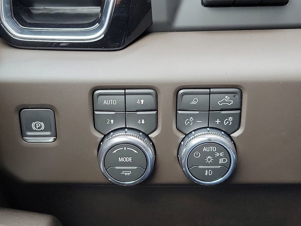 2026 GMC Sierra 3500 HD Denali DRW