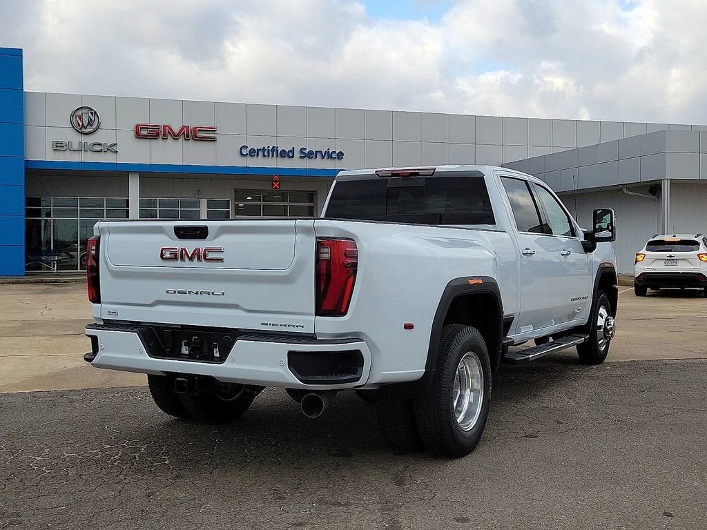 2026 GMC Sierra 3500 HD Denali DRW