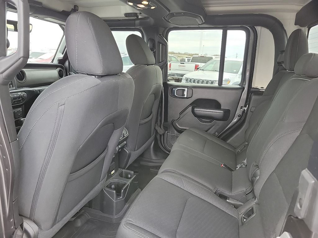 2022 Jeep Gladiator Willys