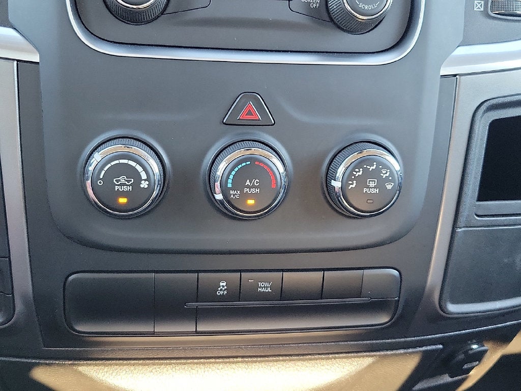 2024 RAM 1500 Classic SLT
