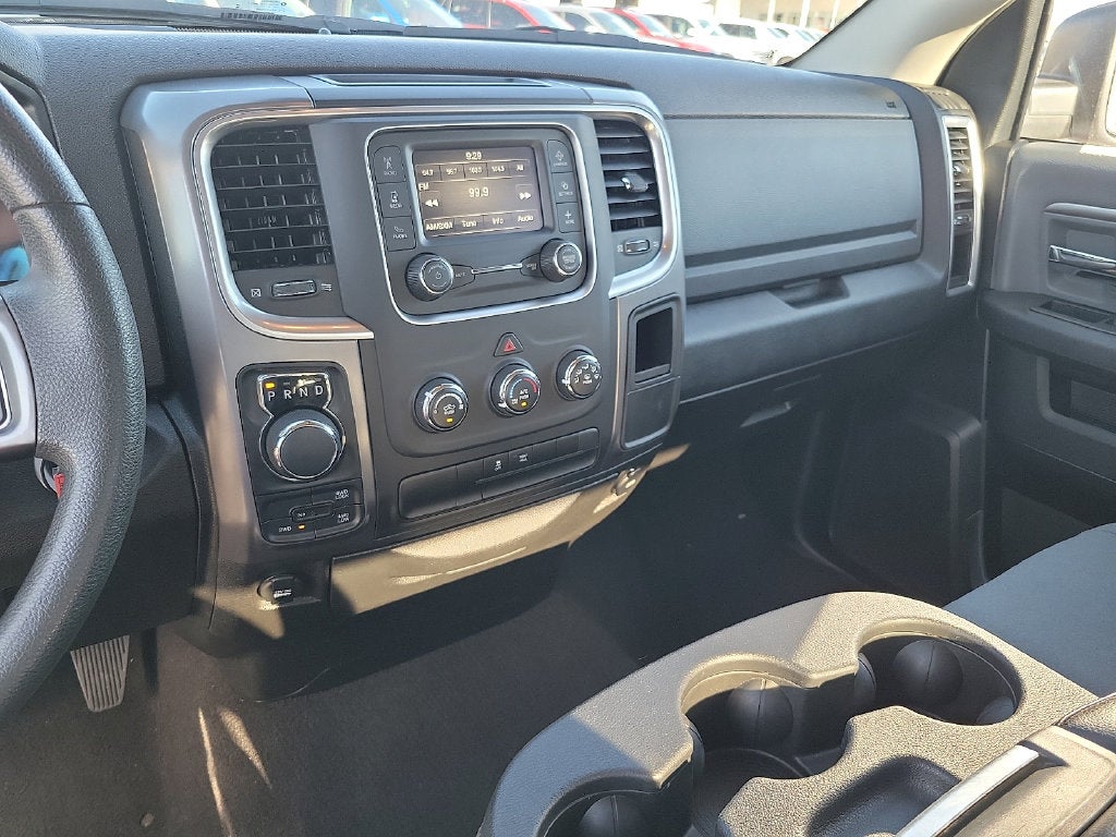 2024 RAM 1500 Classic SLT