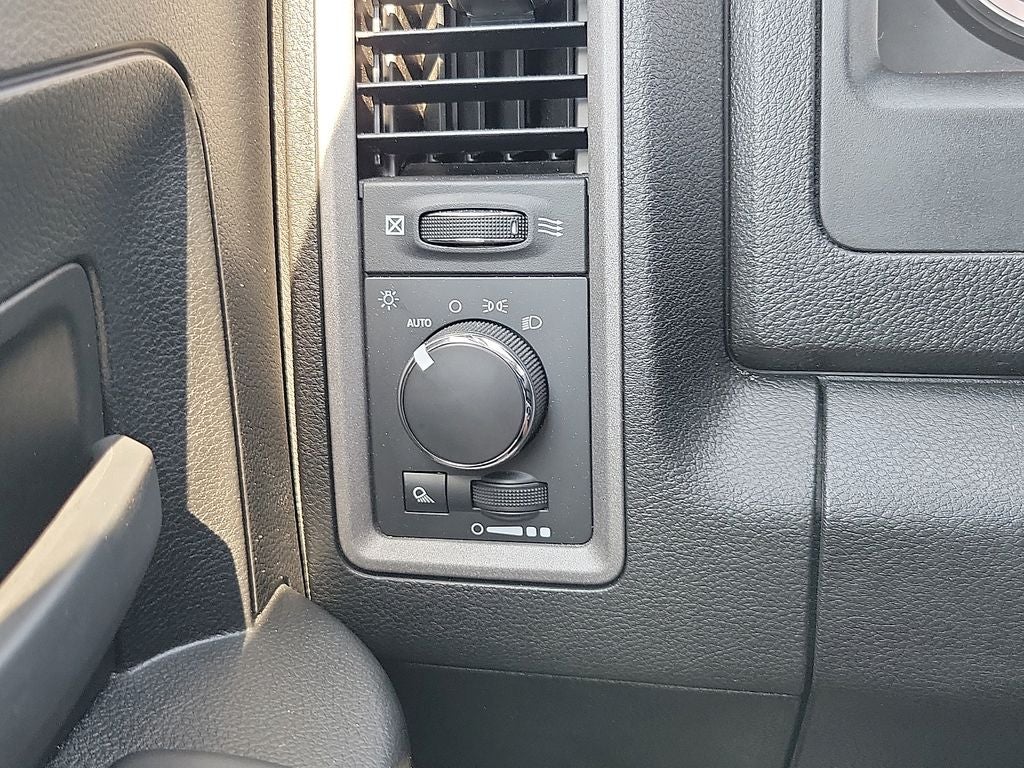 2024 RAM 1500 Classic Tradesman