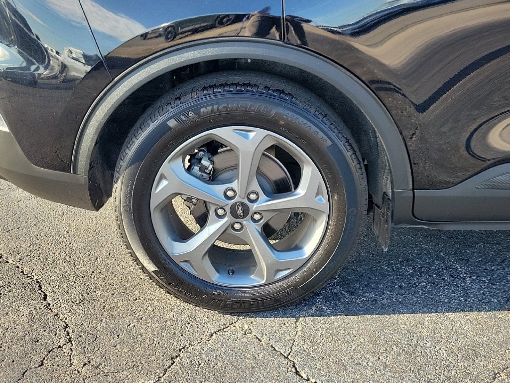 2025 Ford Escape ST-Line