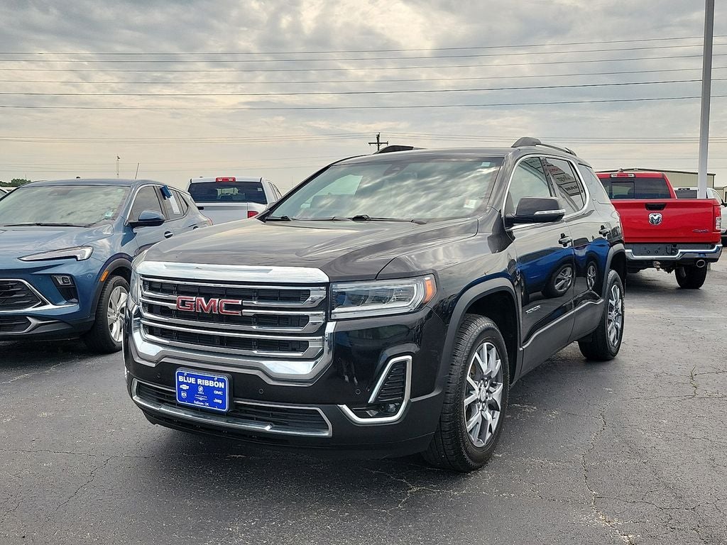 2023 GMC Acadia SLT