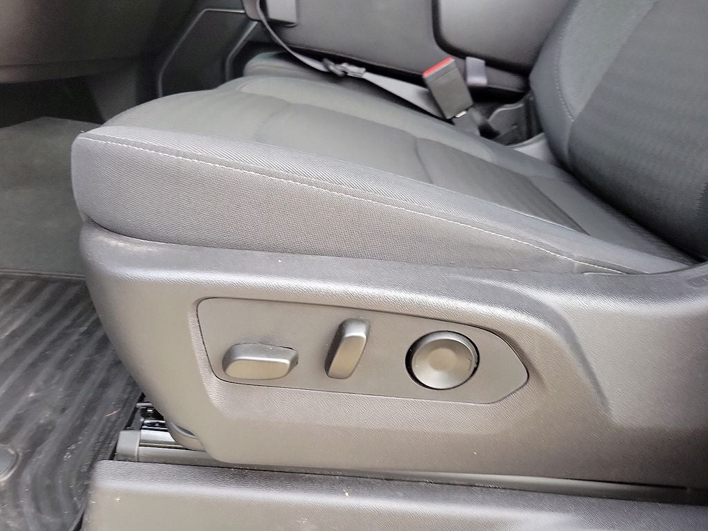 2025 GMC Sierra 1500 SLE