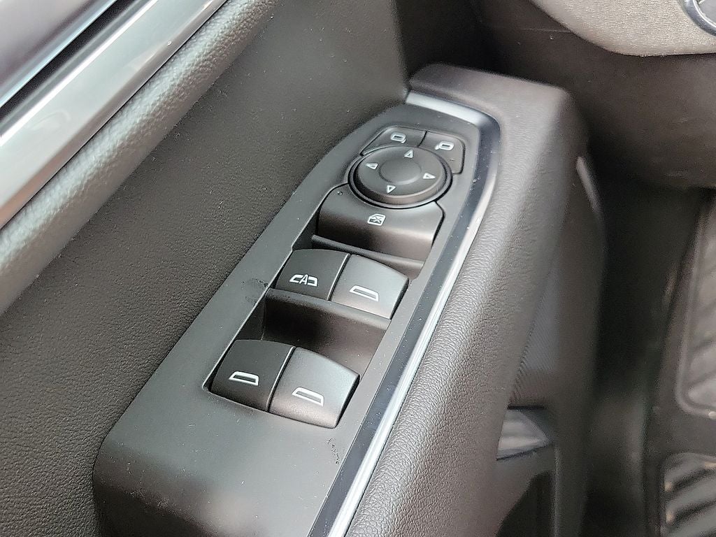 2025 GMC Sierra 1500 SLE