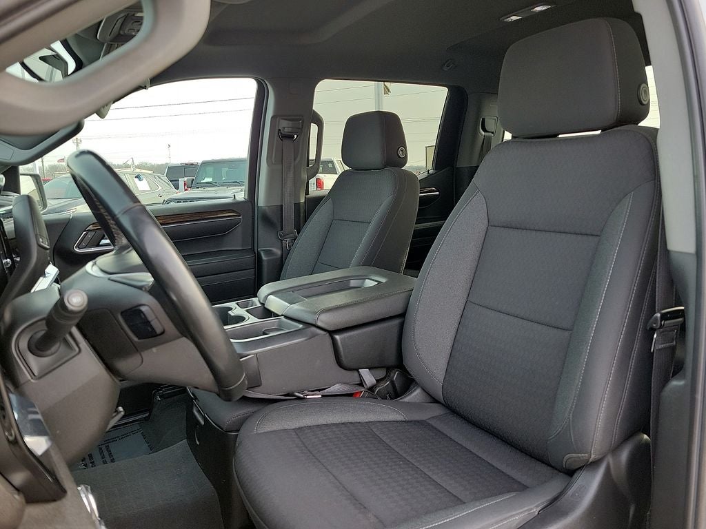 2023 GMC Sierra 1500 SLE