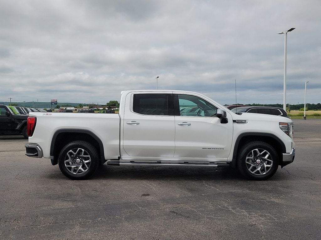 2024 GMC Sierra 1500 SLT
