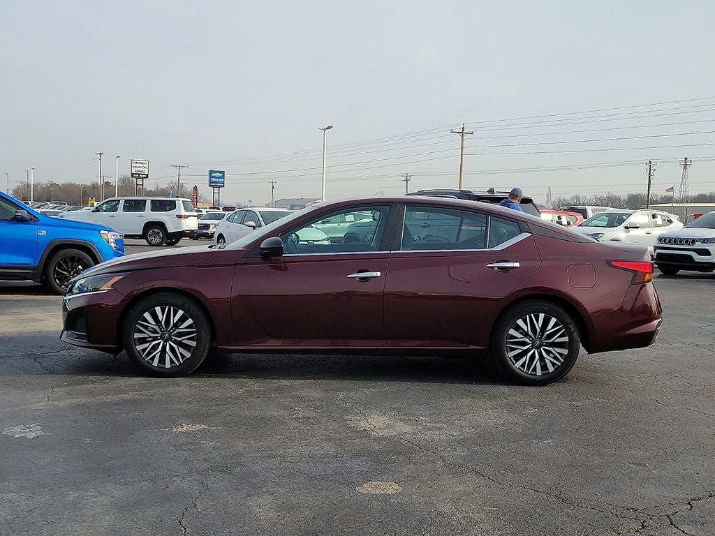 2025 Nissan Altima 2.5 SV