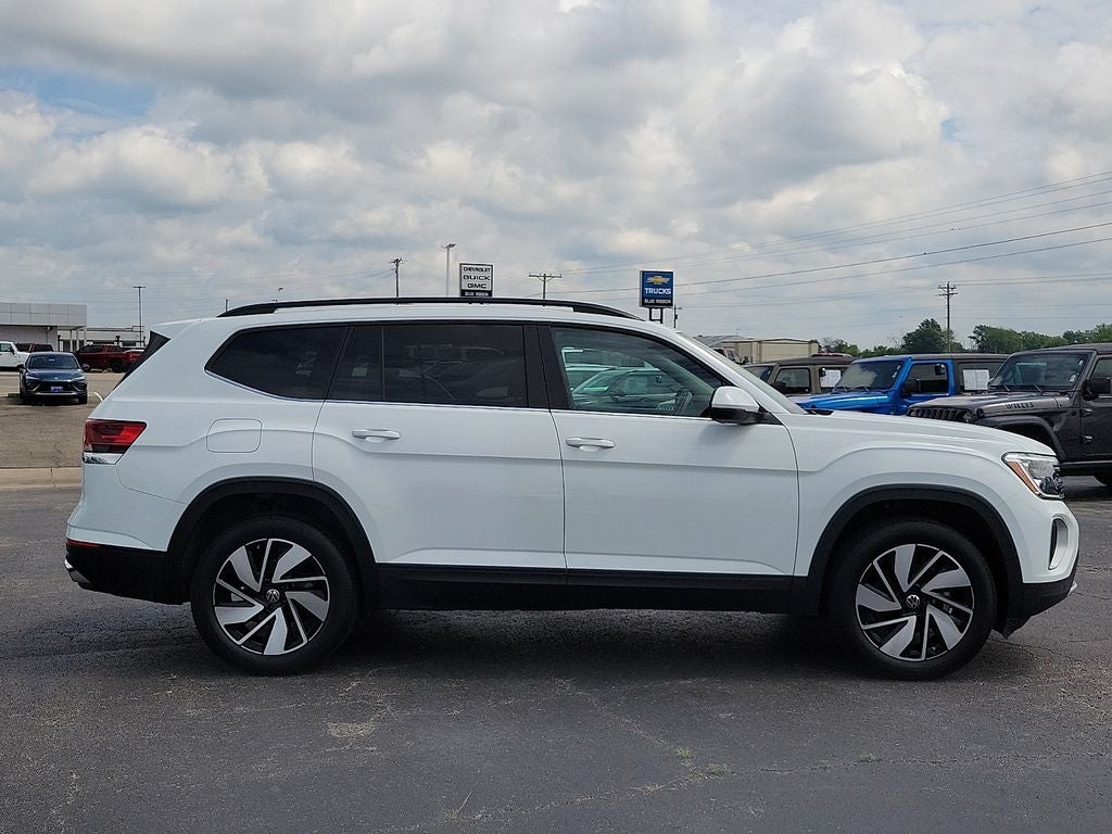 2025 Volkswagen Atlas 2.0T SE w/Technology