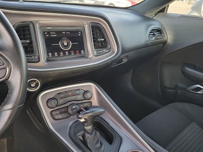 2022 Dodge Challenger SXT