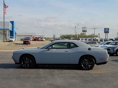 2022 Dodge Challenger SXT