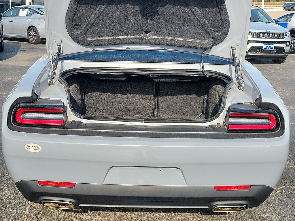 2022 Dodge Challenger SXT