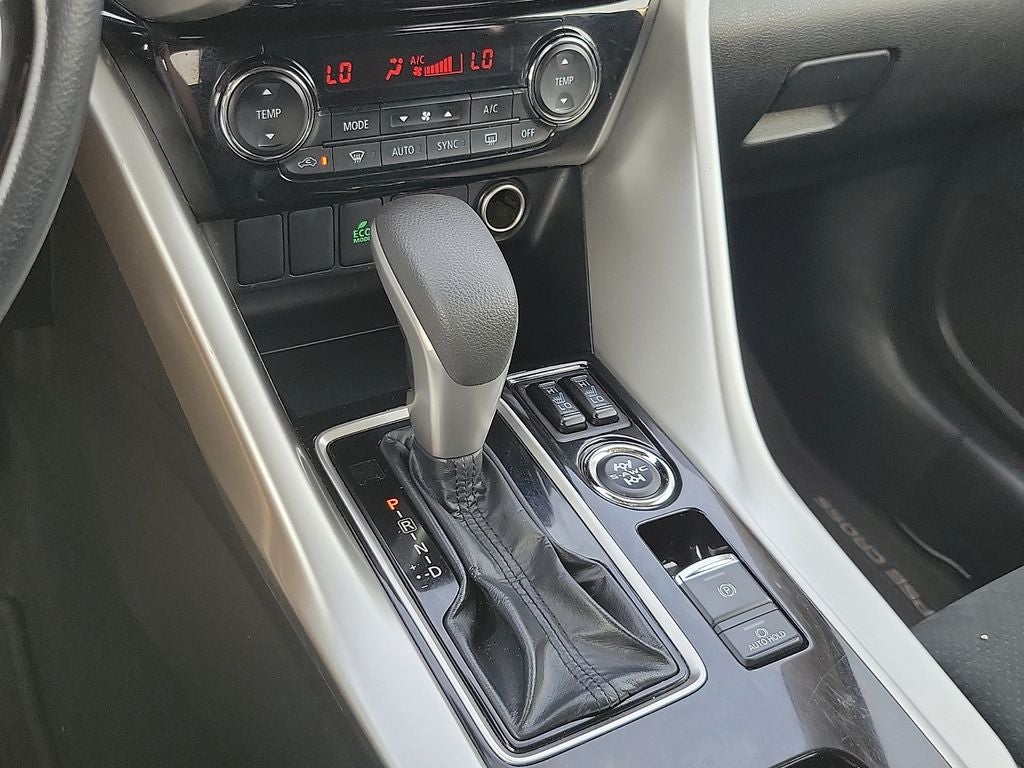 2025 Mitsubishi Eclipse Cross SE