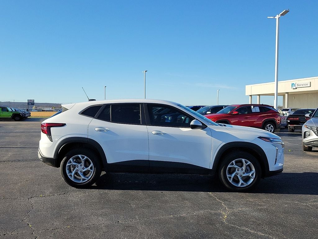 2024 Chevrolet Trax LS