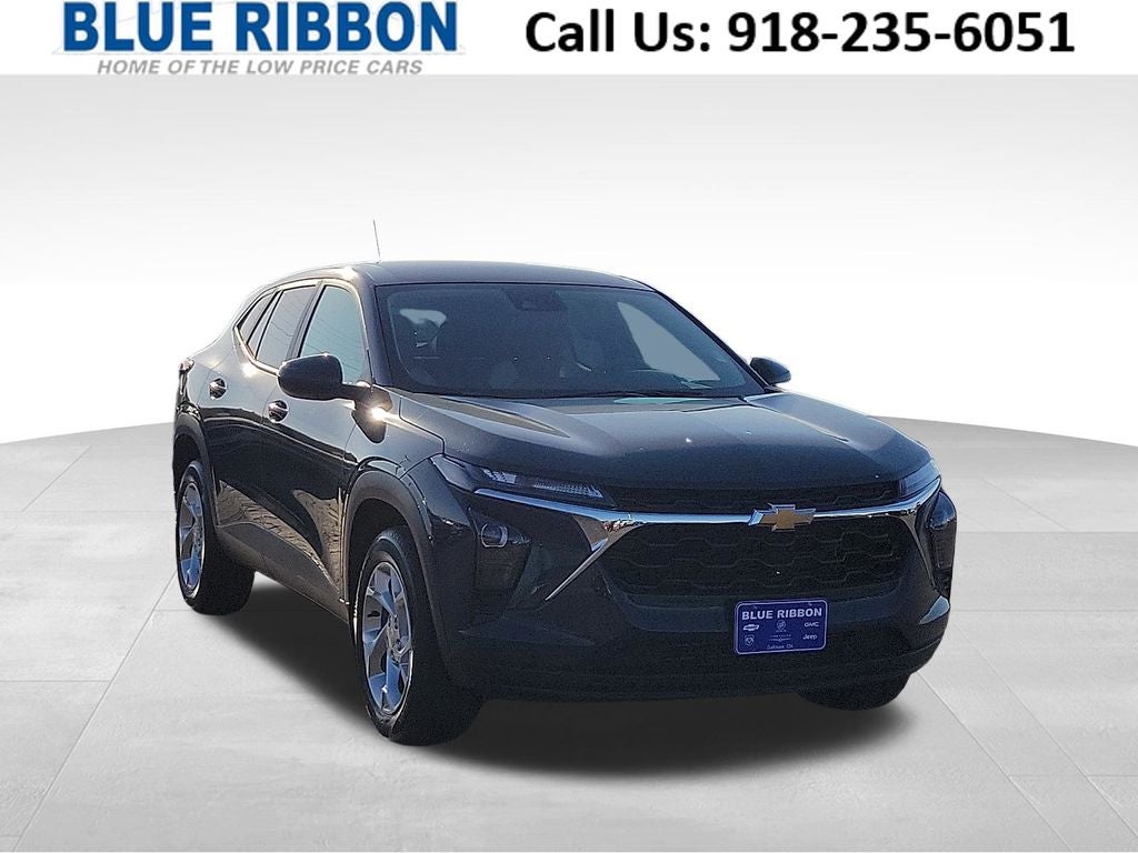 2025 Chevrolet Trax LS