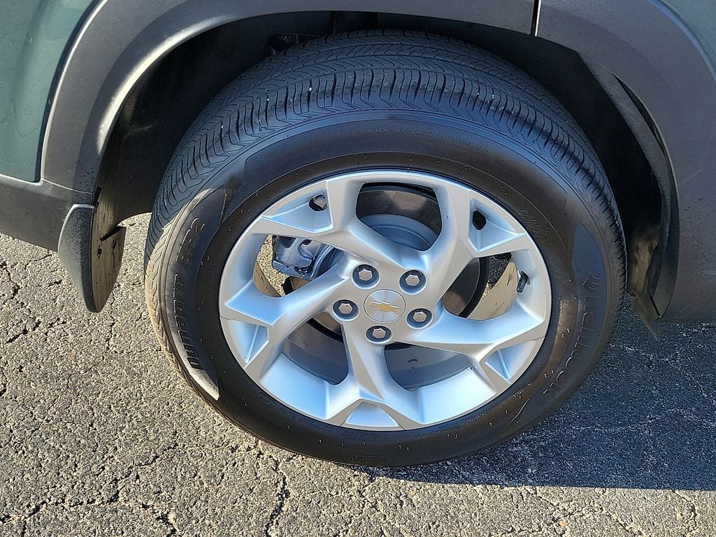 2025 Chevrolet Trax LS